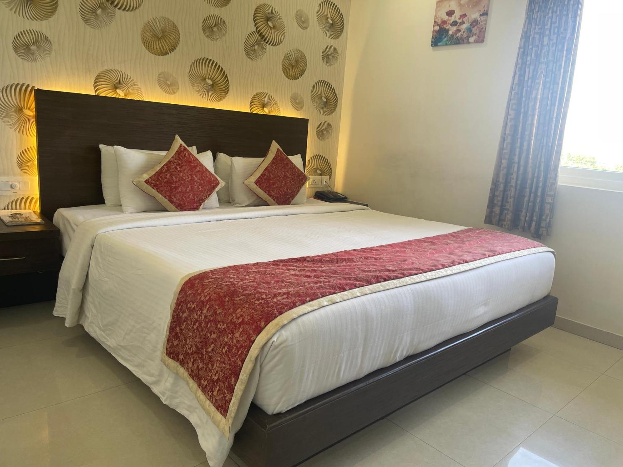 Holiday Residency Коимбаторе Екстериор снимка